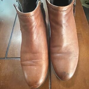 Women ‘s Brown Leather Boots